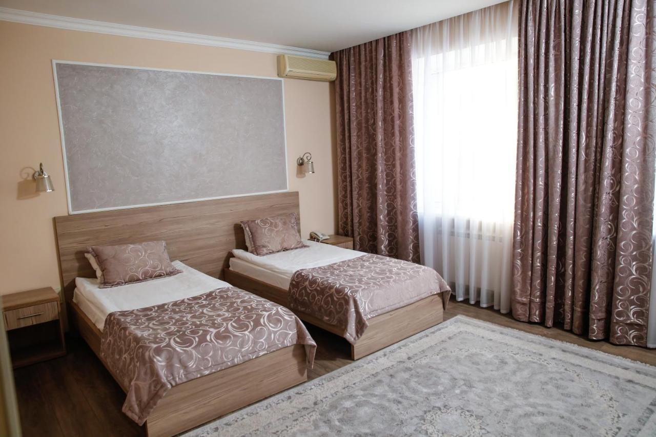 Hotel Nurtau Pawłodar Zewnętrze zdjęcie